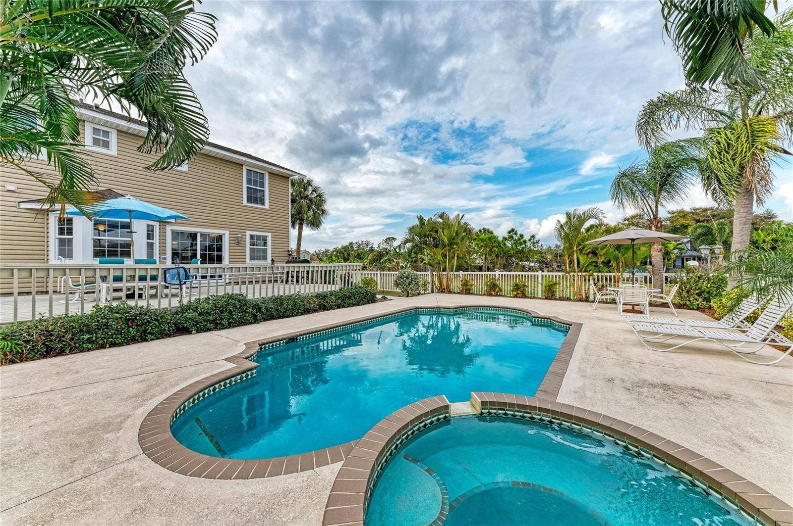 1914 24TH AVENUE W, Palmetto, FL 34221 1914 24TH AVENUE W, Palmetto, FL 34221