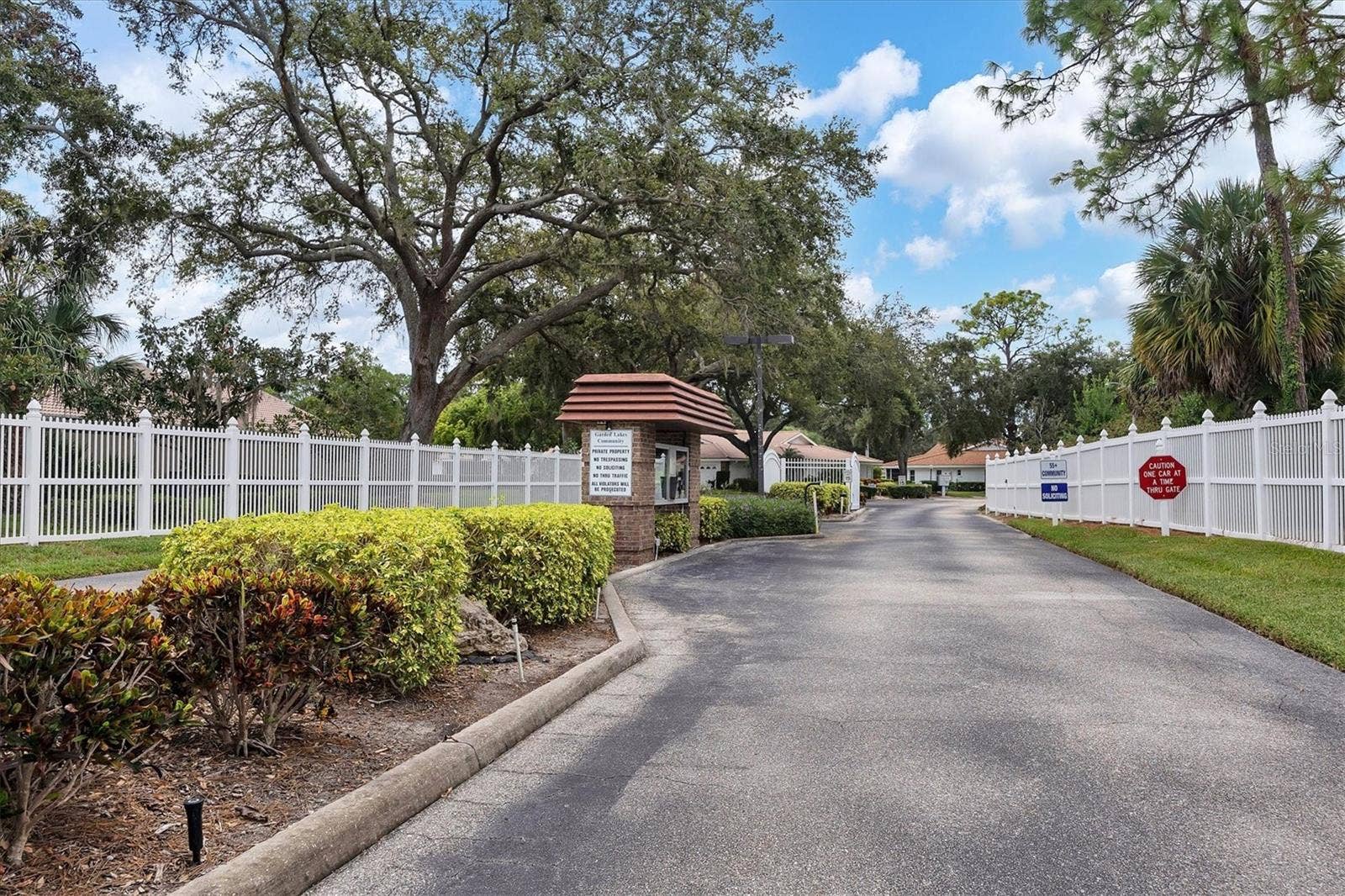 5808 GARDEN LAKES FERN, Bradenton, FL 34203