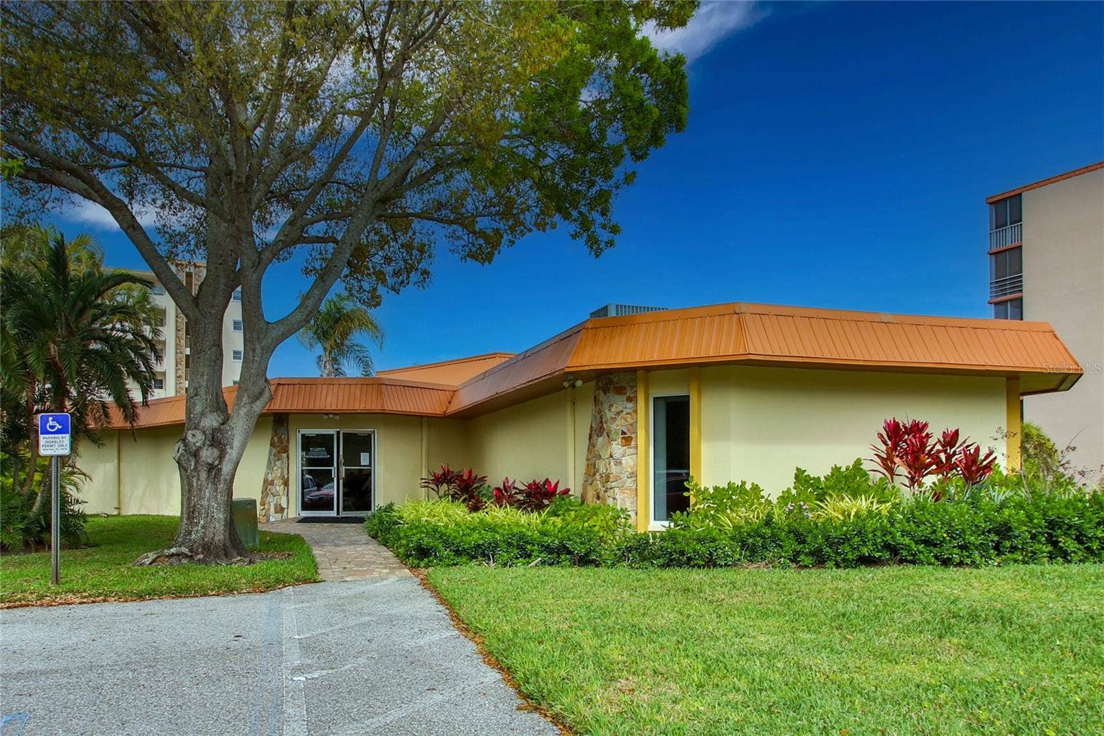 3680 IRONWOOD CIRCLE, #503L, Bradenton, FL 34209 3680 IRONWOOD CIRCLE, #503L, Bradenton, FL 34209