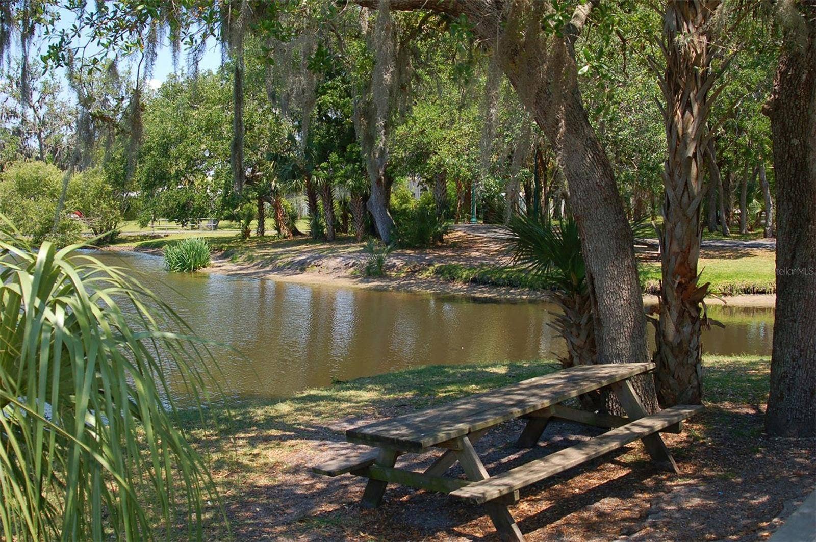 2465 HIBISCUS STREET, Sarasota, FL 34239