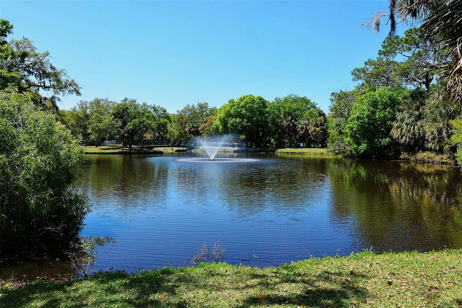 2465 HIBISCUS STREET, Sarasota, FL 34239