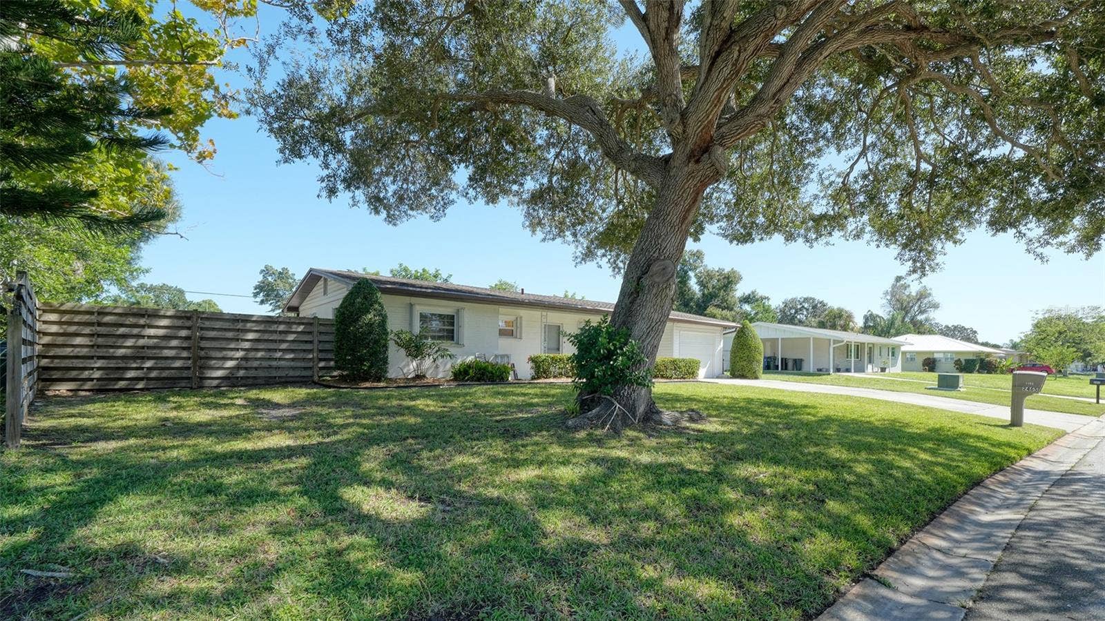 2465 HIBISCUS STREET, Sarasota, FL 34239