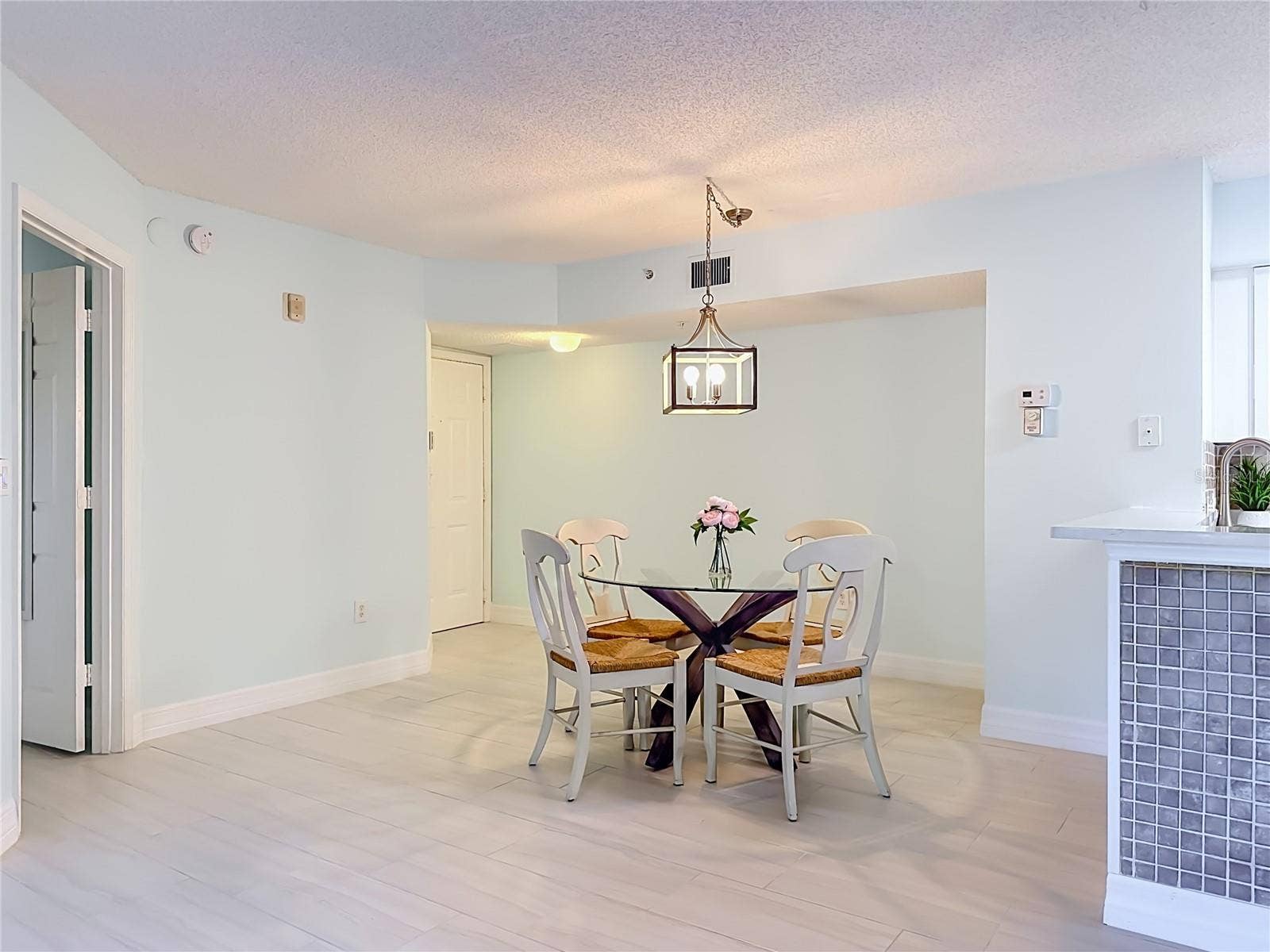 8880 COLONNADES COURT W, #413, Bonita Springs, FL 34135 Dining Area