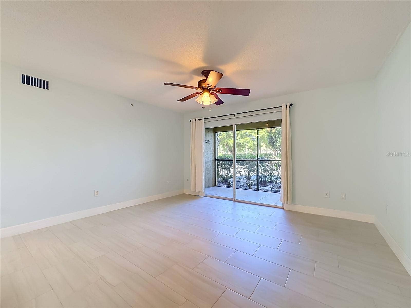 8880 COLONNADES COURT W, #413, Bonita Springs, FL 34135 Great Room