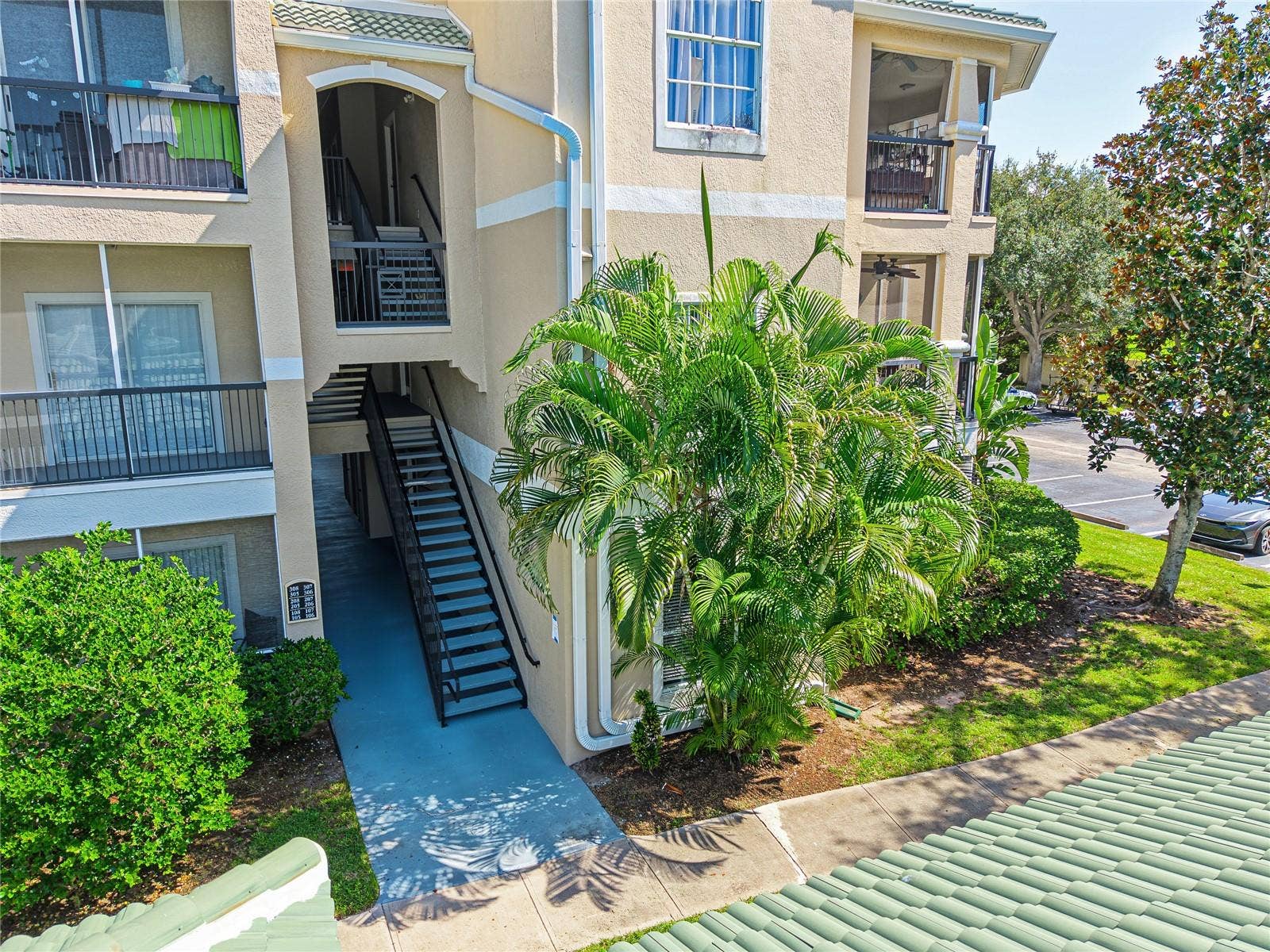5180 NORTHRIDGE ROAD, #106, Sarasota, FL 34238 Exterior entrance