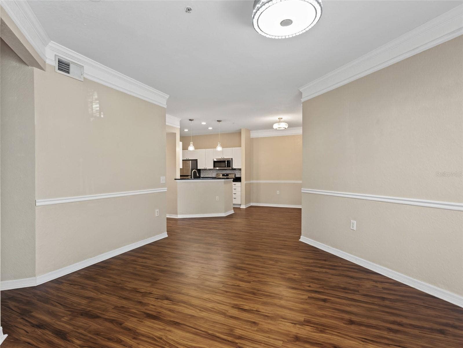 5180 NORTHRIDGE ROAD, #106, Sarasota, FL 34238 Living Room