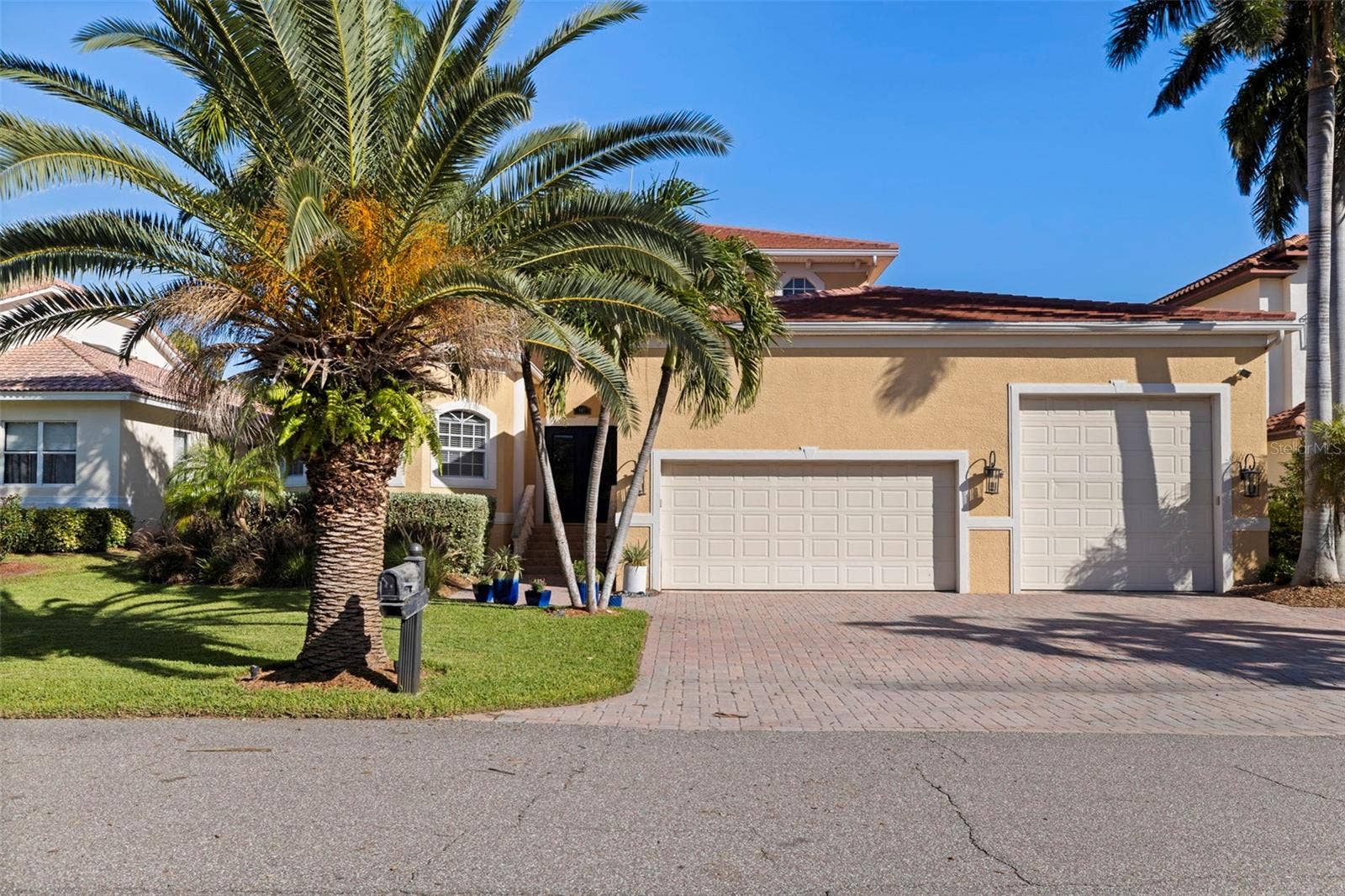 647 SANTA MARIA DRIVE, Tierra Verde, FL 33715 647 SANTA MARIA DRIVE, Tierra Verde, FL 33715
