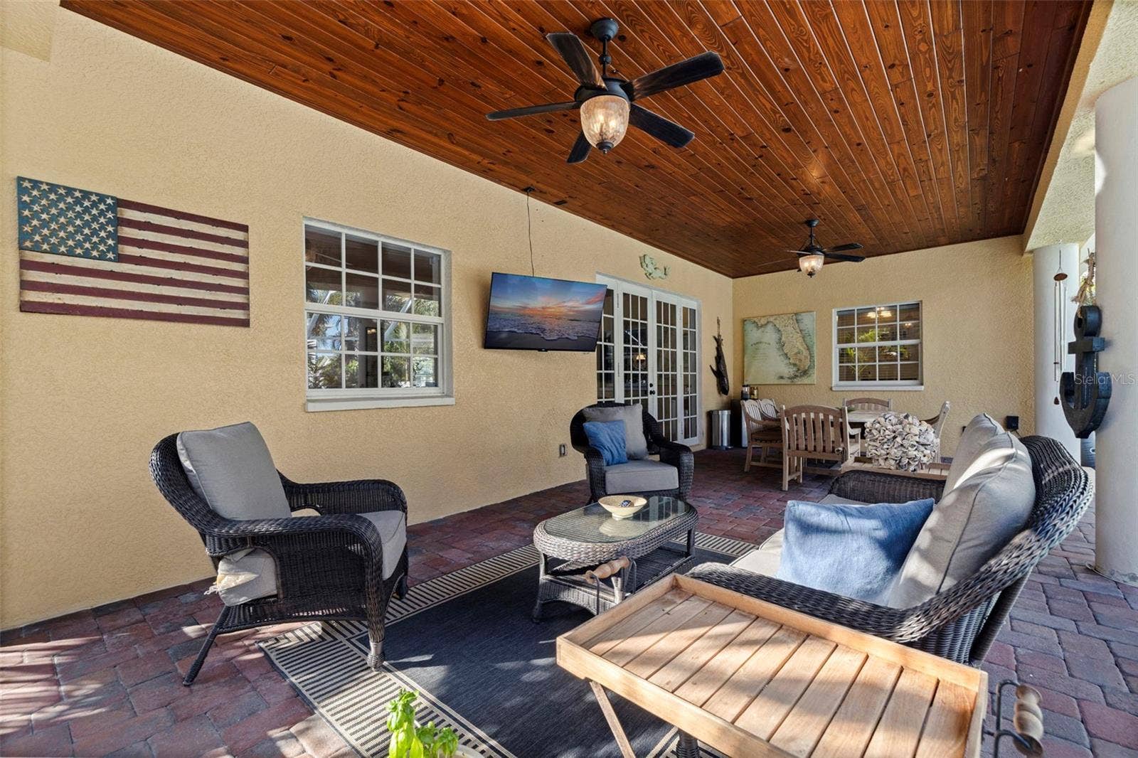 647 SANTA MARIA DRIVE, Tierra Verde, FL 33715 647 SANTA MARIA DRIVE, Tierra Verde, FL 33715