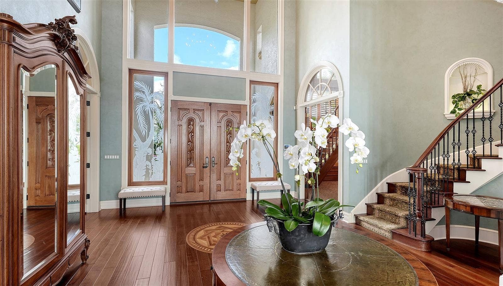 1240 HILLVIEW DRIVE, Sarasota, FL 34239 1240 HILLVIEW DRIVE, Sarasota, FL 34239