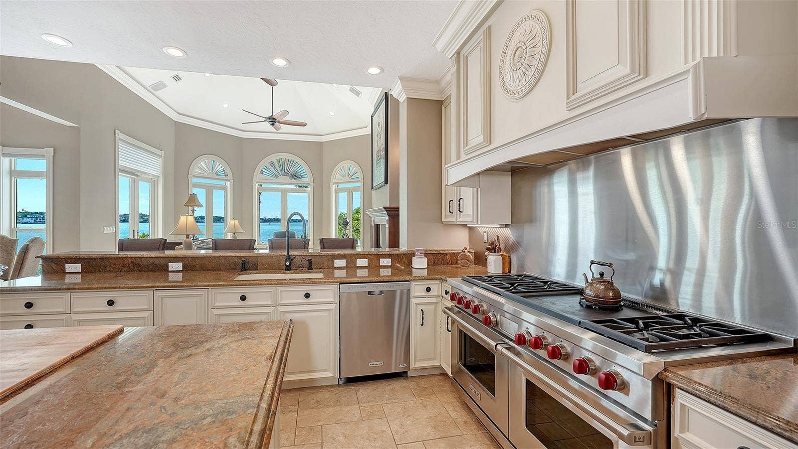 1240 HILLVIEW DRIVE, Sarasota, FL 34239 1240 HILLVIEW DRIVE, Sarasota, FL 34239