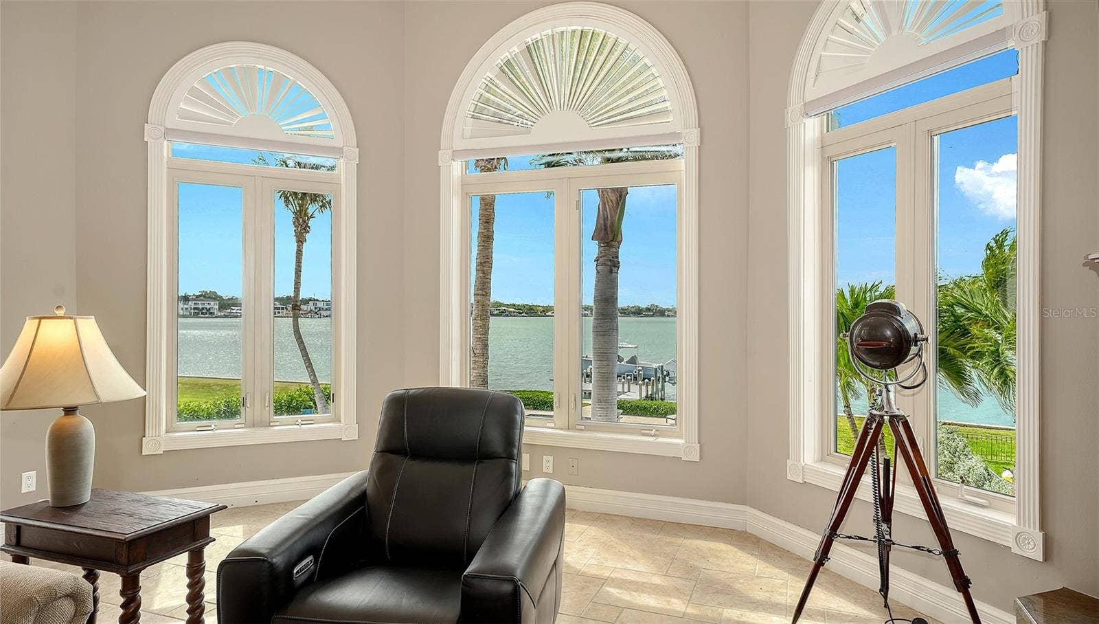 1240 HILLVIEW DRIVE, Sarasota, FL 34239 1240 HILLVIEW DRIVE, Sarasota, FL 34239