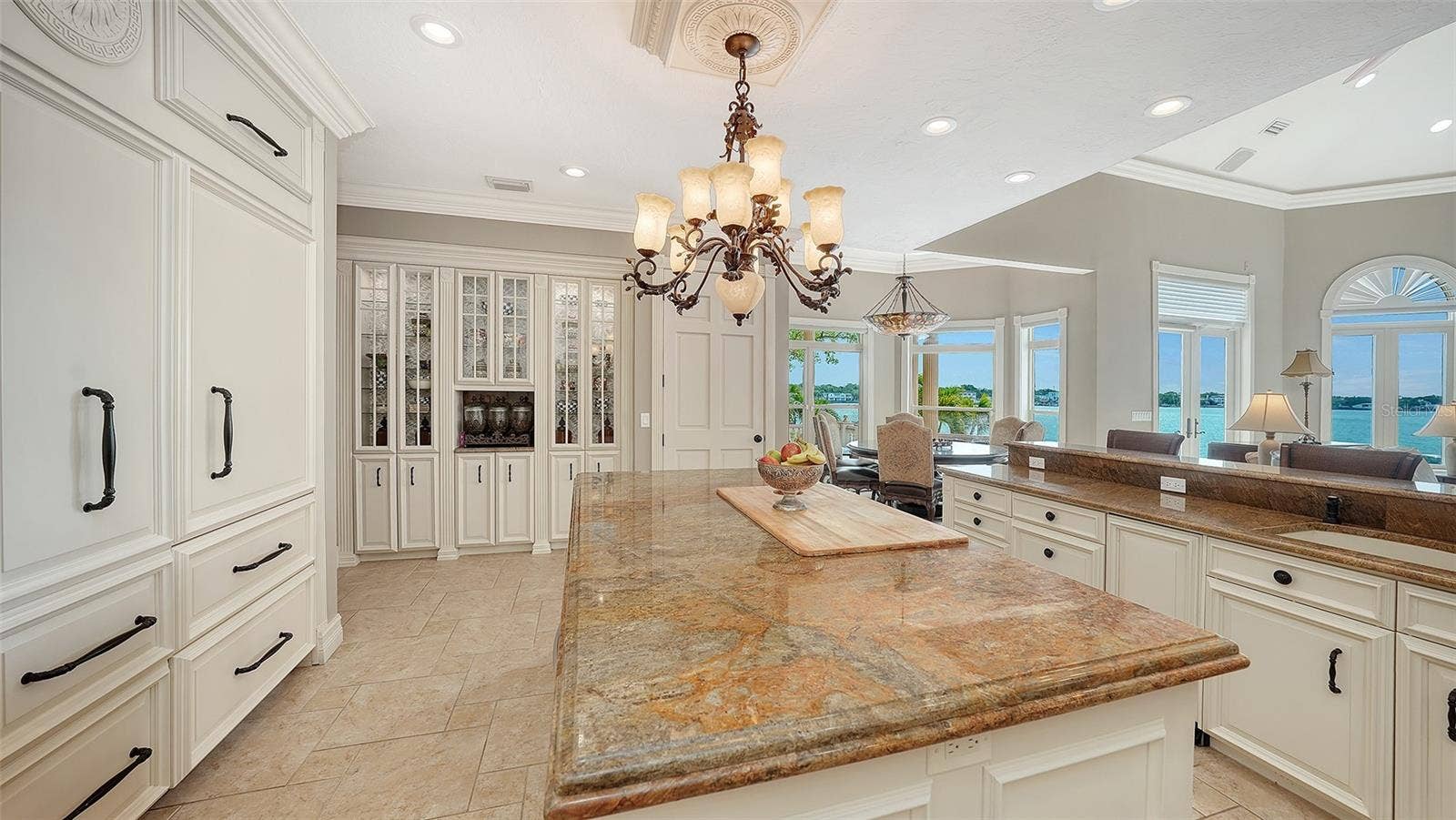 1240 HILLVIEW DRIVE, Sarasota, FL 34239 1240 HILLVIEW DRIVE, Sarasota, FL 34239