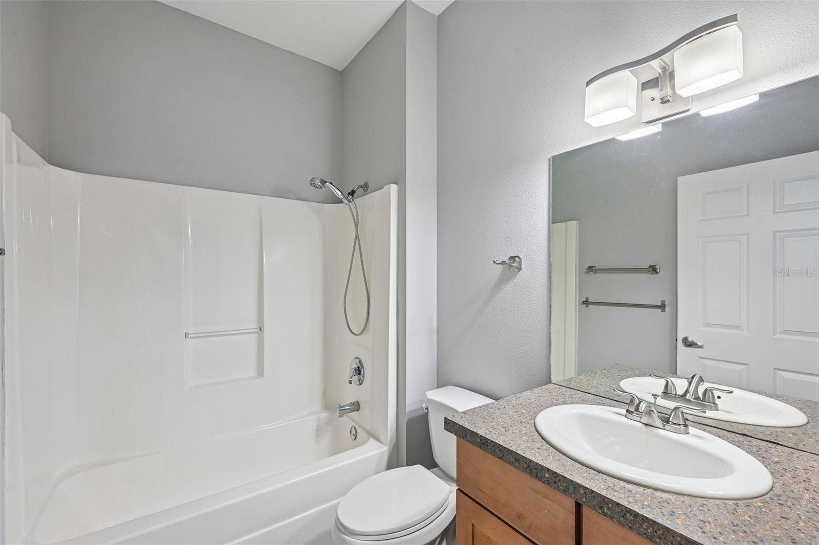 817 TALLGRASS LANE, Bradenton, FL 34212 817 TALLGRASS LANE, Bradenton, FL 34212