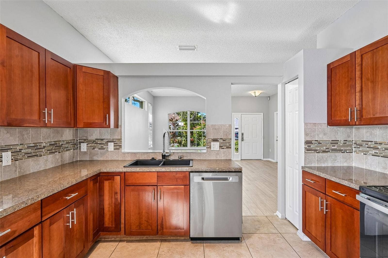 817 TALLGRASS LANE, Bradenton, FL 34212 817 TALLGRASS LANE, Bradenton, FL 34212
