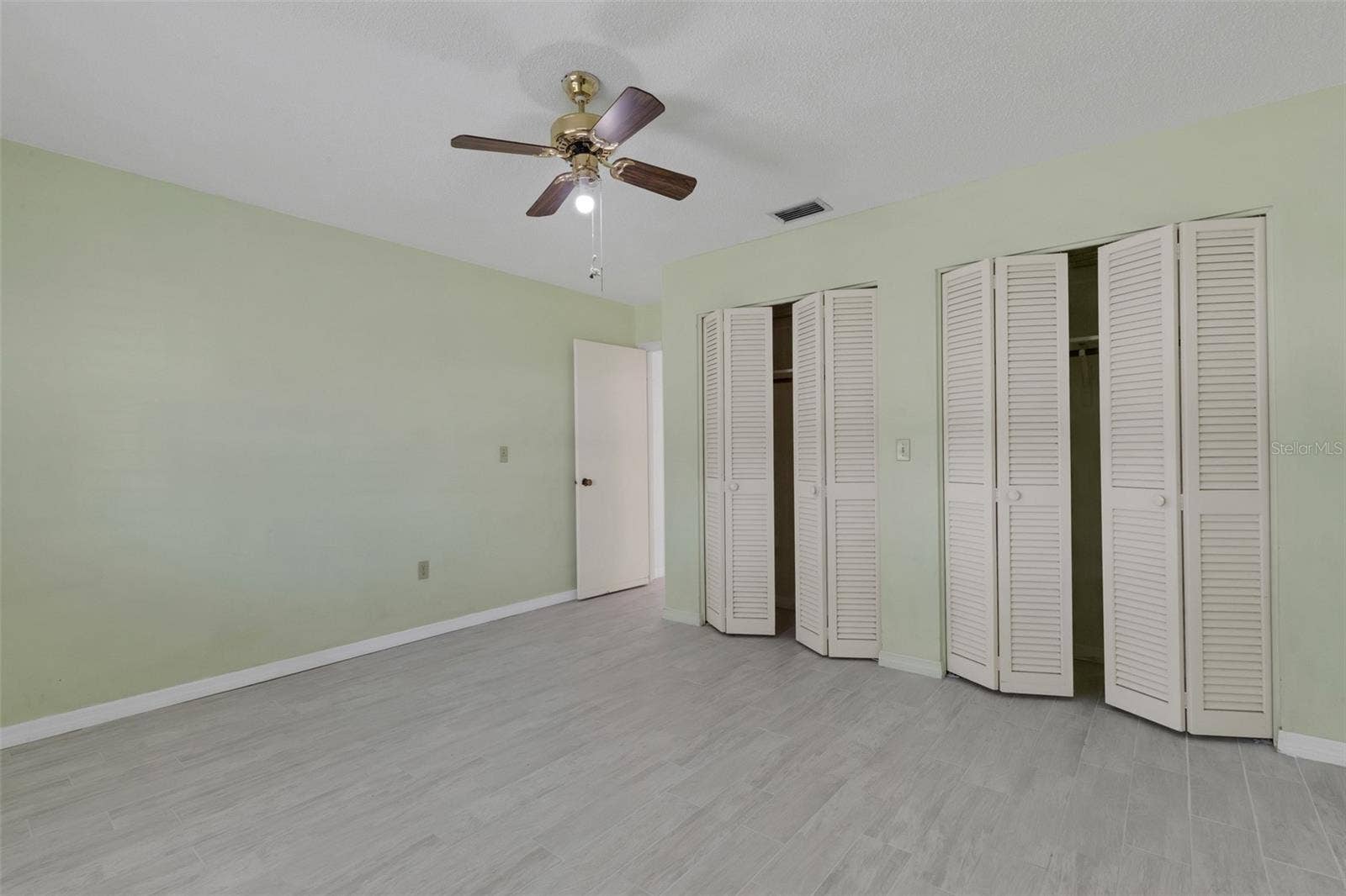 1311 BOTTLEBRUSH DRIVE, Bradenton, FL 34208 1311 BOTTLEBRUSH DRIVE, Bradenton, FL 34208