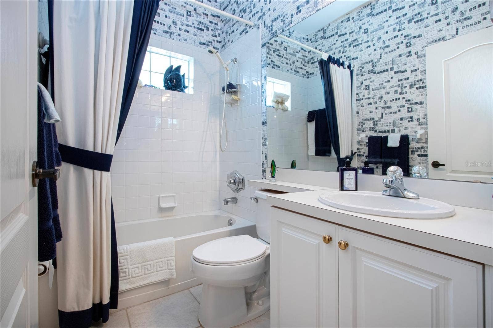4937 CHASE OAKS DRIVE, Sarasota, FL 34241 4937 CHASE OAKS DRIVE, Sarasota, FL 34241