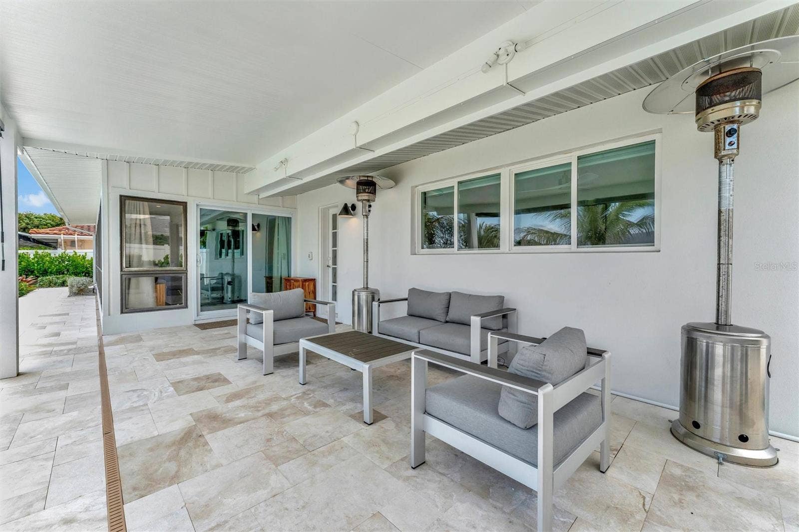10115 KINGFISHER ROAD E, Bradenton, FL 34209 Covered Lanai