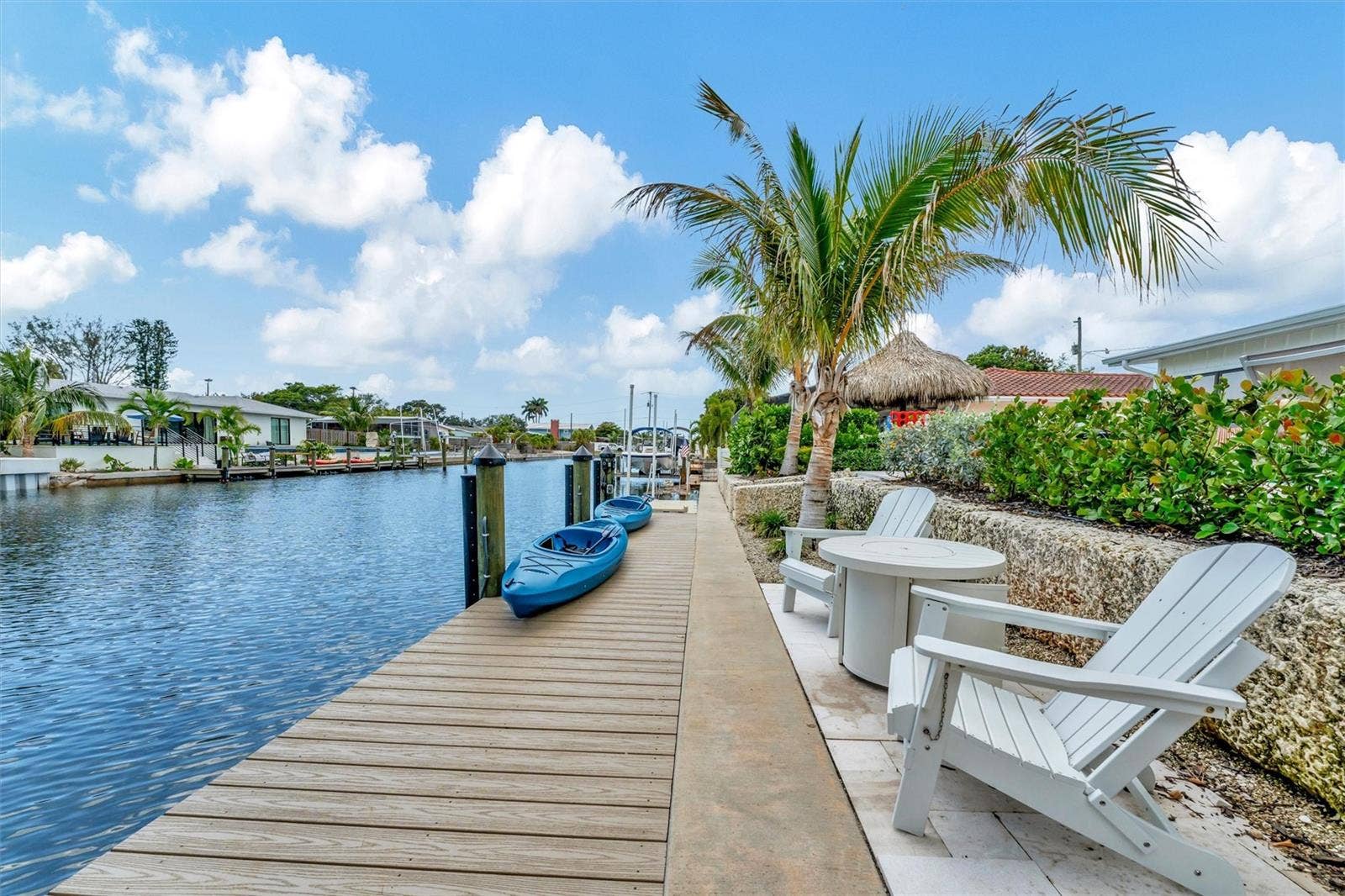 10115 KINGFISHER ROAD E, Bradenton, FL 34209 Underwater and above-water dock lighting enhances the waterfront ambiance.