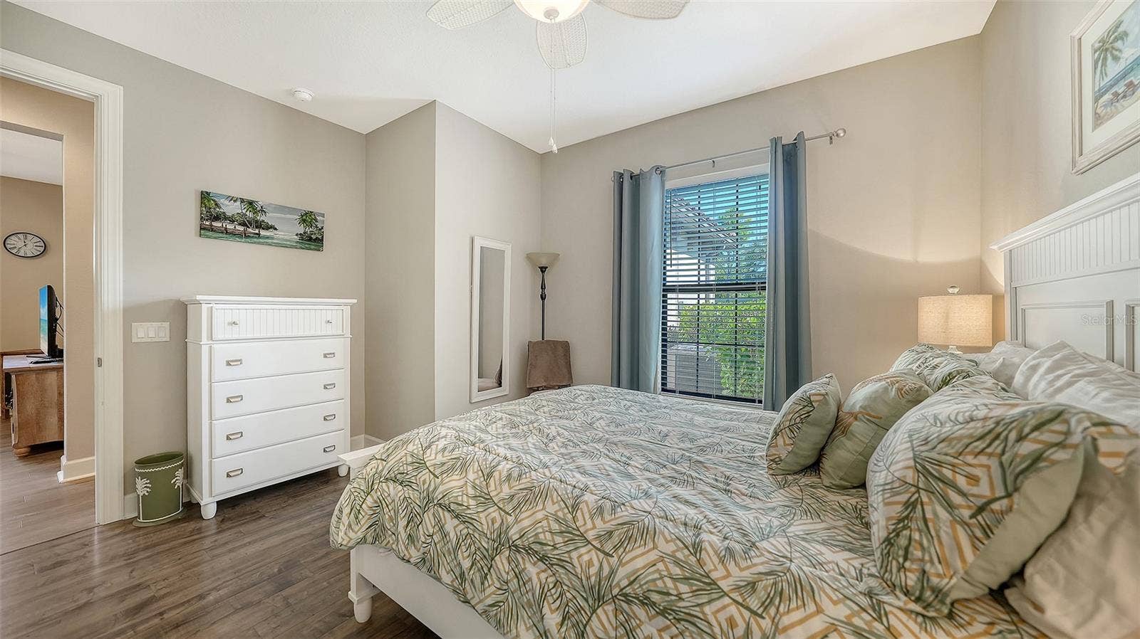 5572 SENTIERO DRIVE, Nokomis, FL 34275 5572 SENTIERO DRIVE, Nokomis, FL 34275