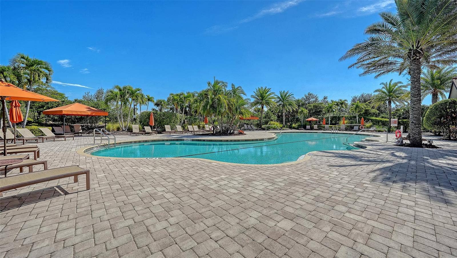 5572 SENTIERO DRIVE, Nokomis, FL 34275 5572 SENTIERO DRIVE, Nokomis, FL 34275