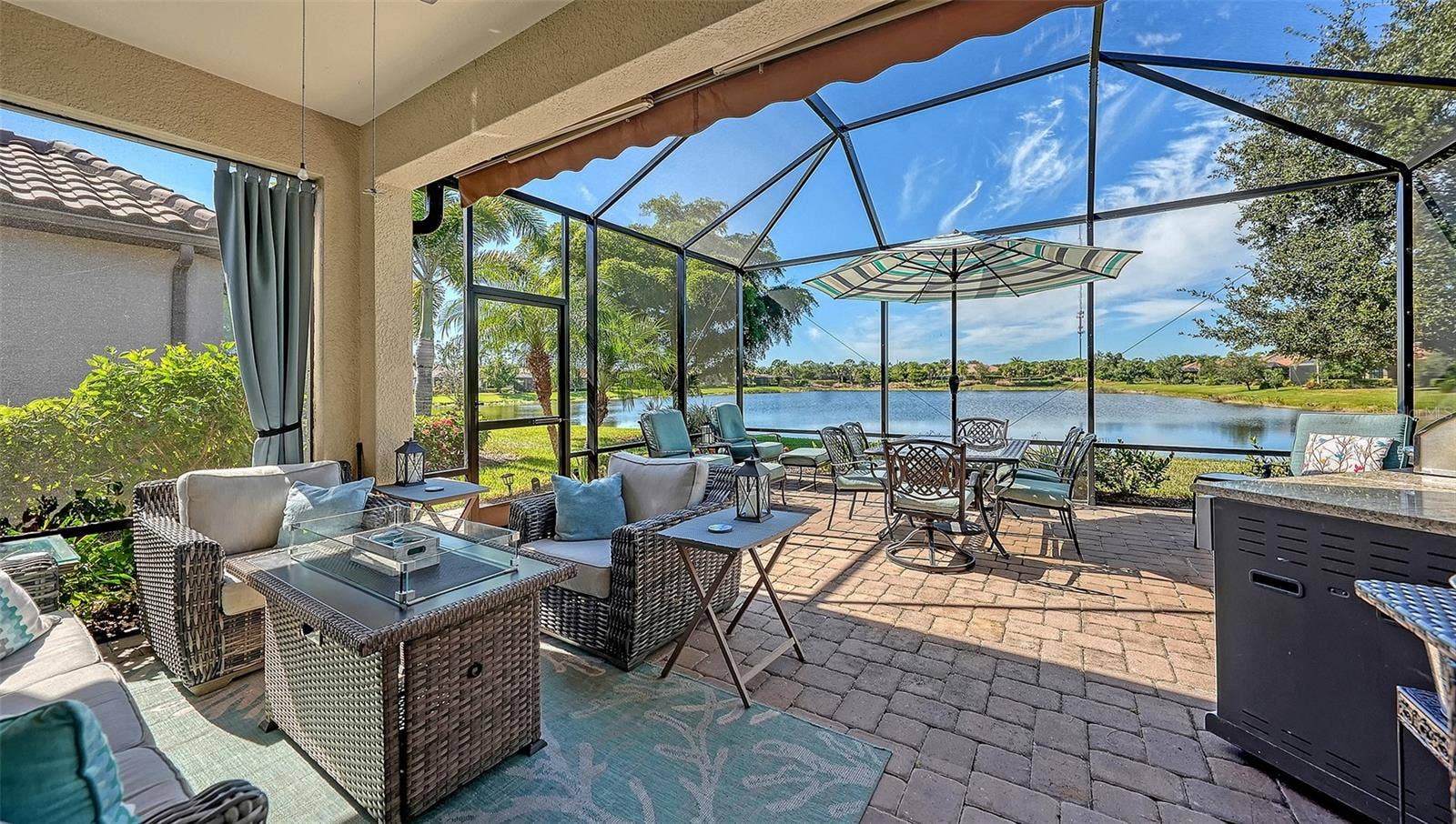 5572 SENTIERO DRIVE, Nokomis, FL 34275 5572 SENTIERO DRIVE, Nokomis, FL 34275