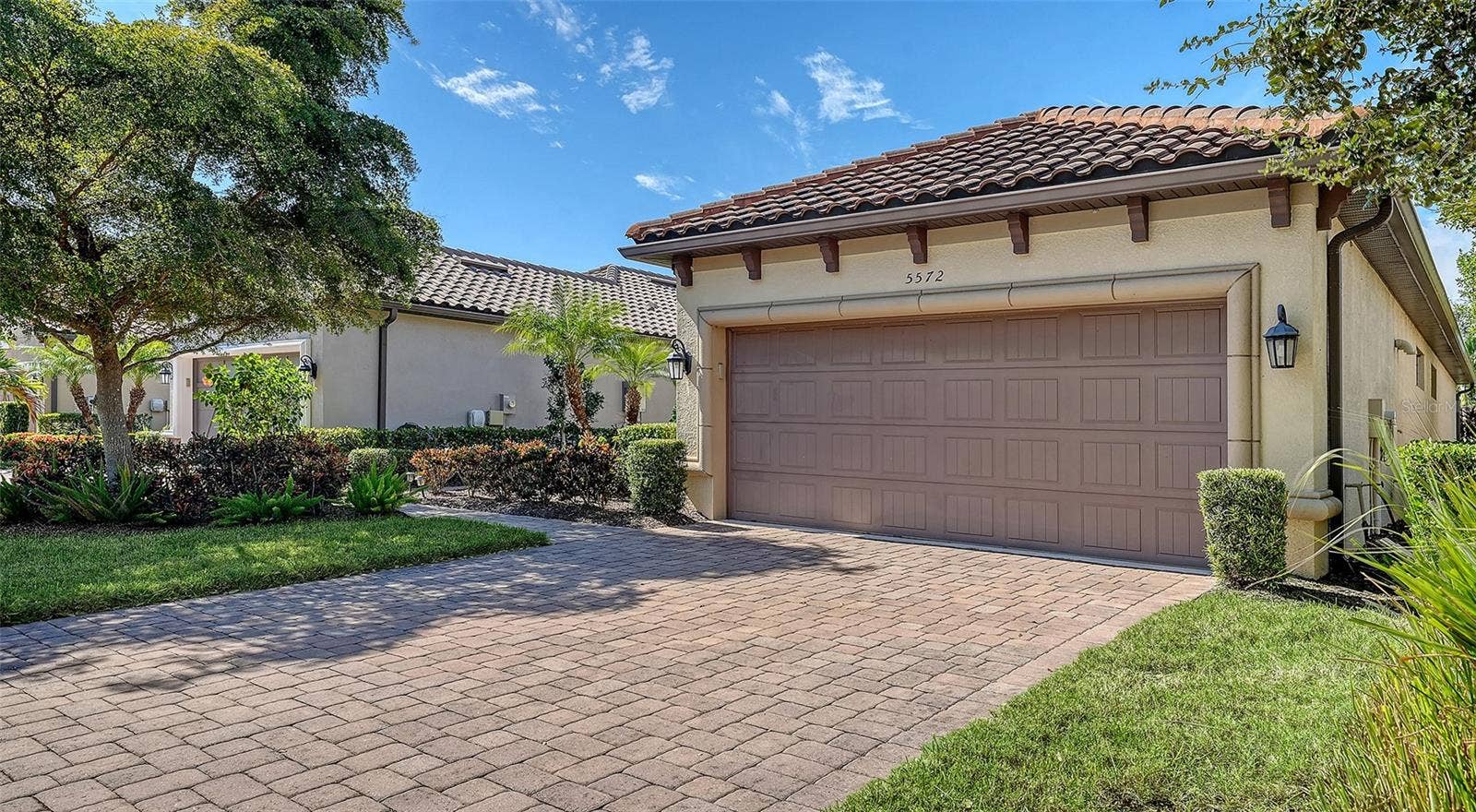 5572 SENTIERO DRIVE, Nokomis, FL 34275 5572 SENTIERO DRIVE, Nokomis, FL 34275