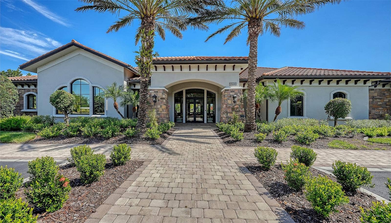 5572 SENTIERO DRIVE, Nokomis, FL 34275 5572 SENTIERO DRIVE, Nokomis, FL 34275