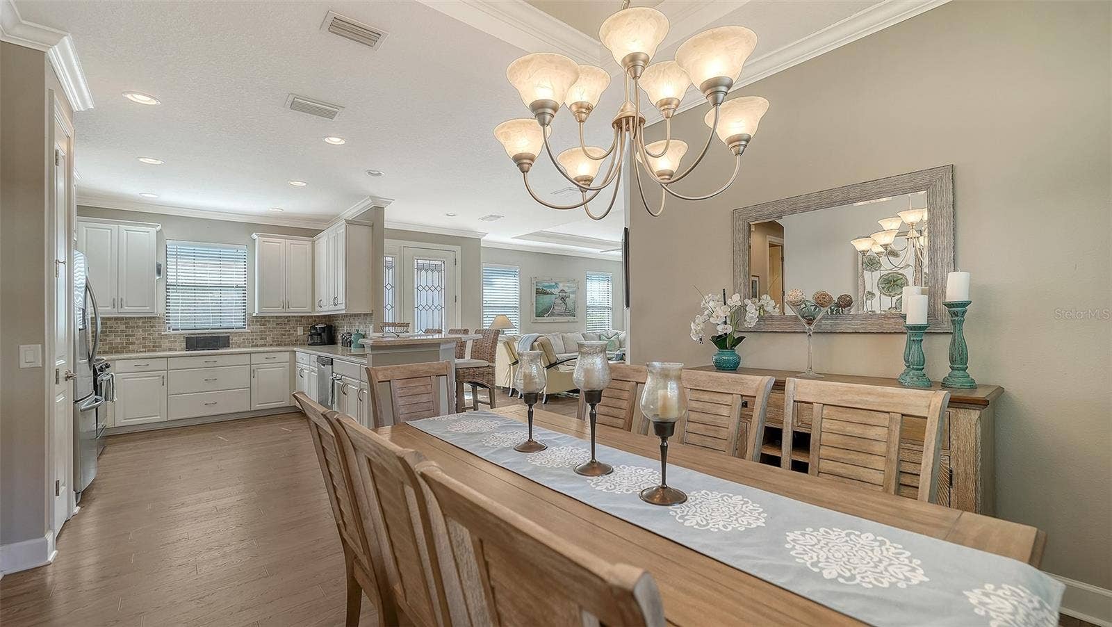 5572 SENTIERO DRIVE, Nokomis, FL 34275 5572 SENTIERO DRIVE, Nokomis, FL 34275