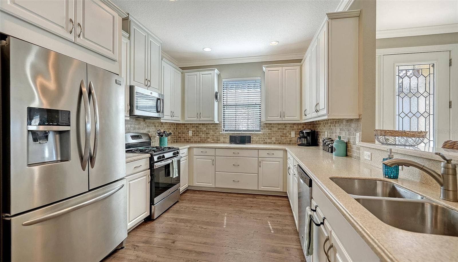 5572 SENTIERO DRIVE, Nokomis, FL 34275 5572 SENTIERO DRIVE, Nokomis, FL 34275