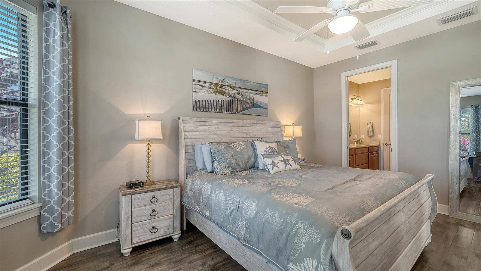 5572 SENTIERO DRIVE, Nokomis, FL 34275 5572 SENTIERO DRIVE, Nokomis, FL 34275