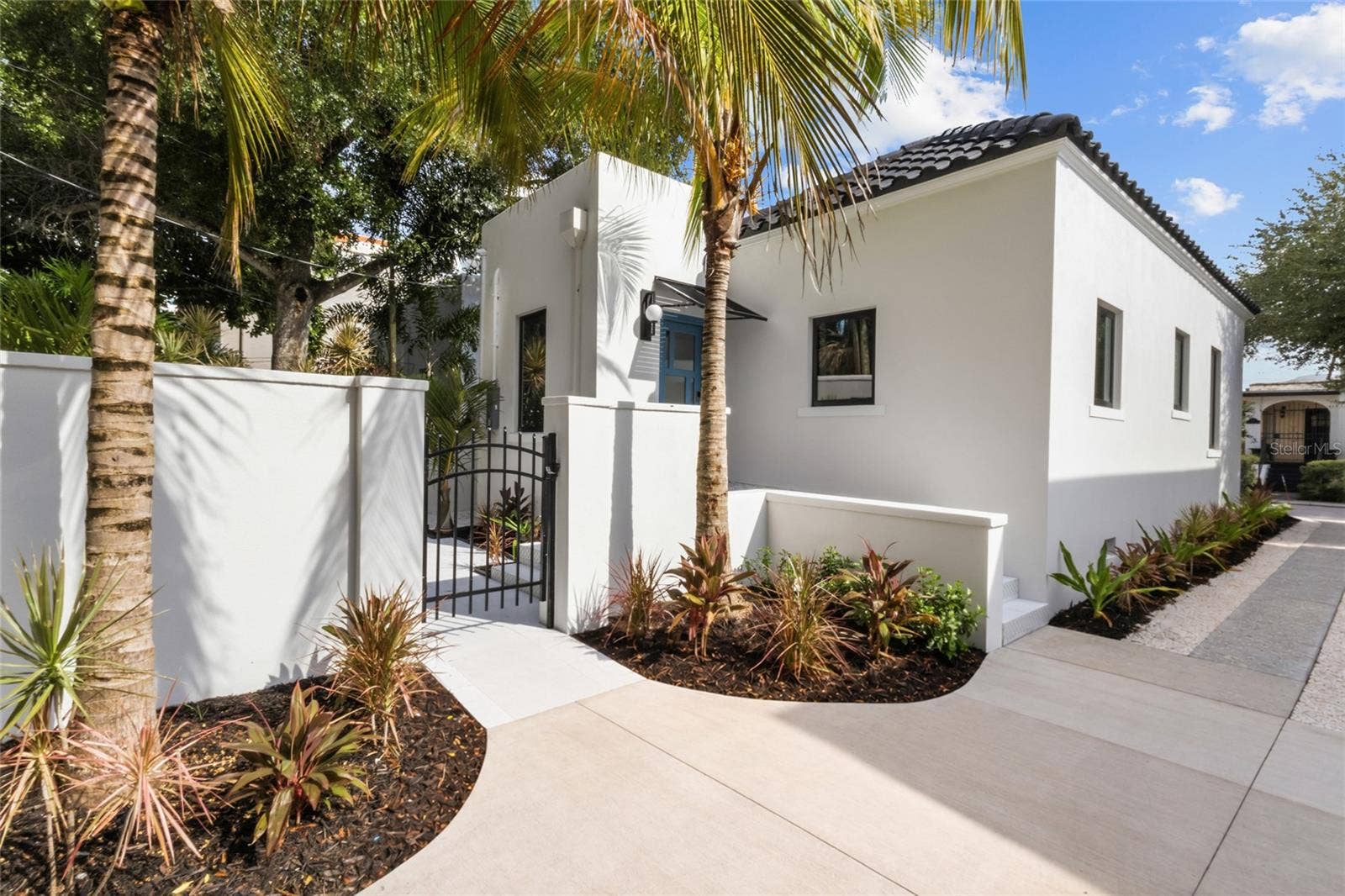 410 BURNS COURT, Sarasota, FL 34236 410 BURNS COURT, Sarasota, FL 34236
