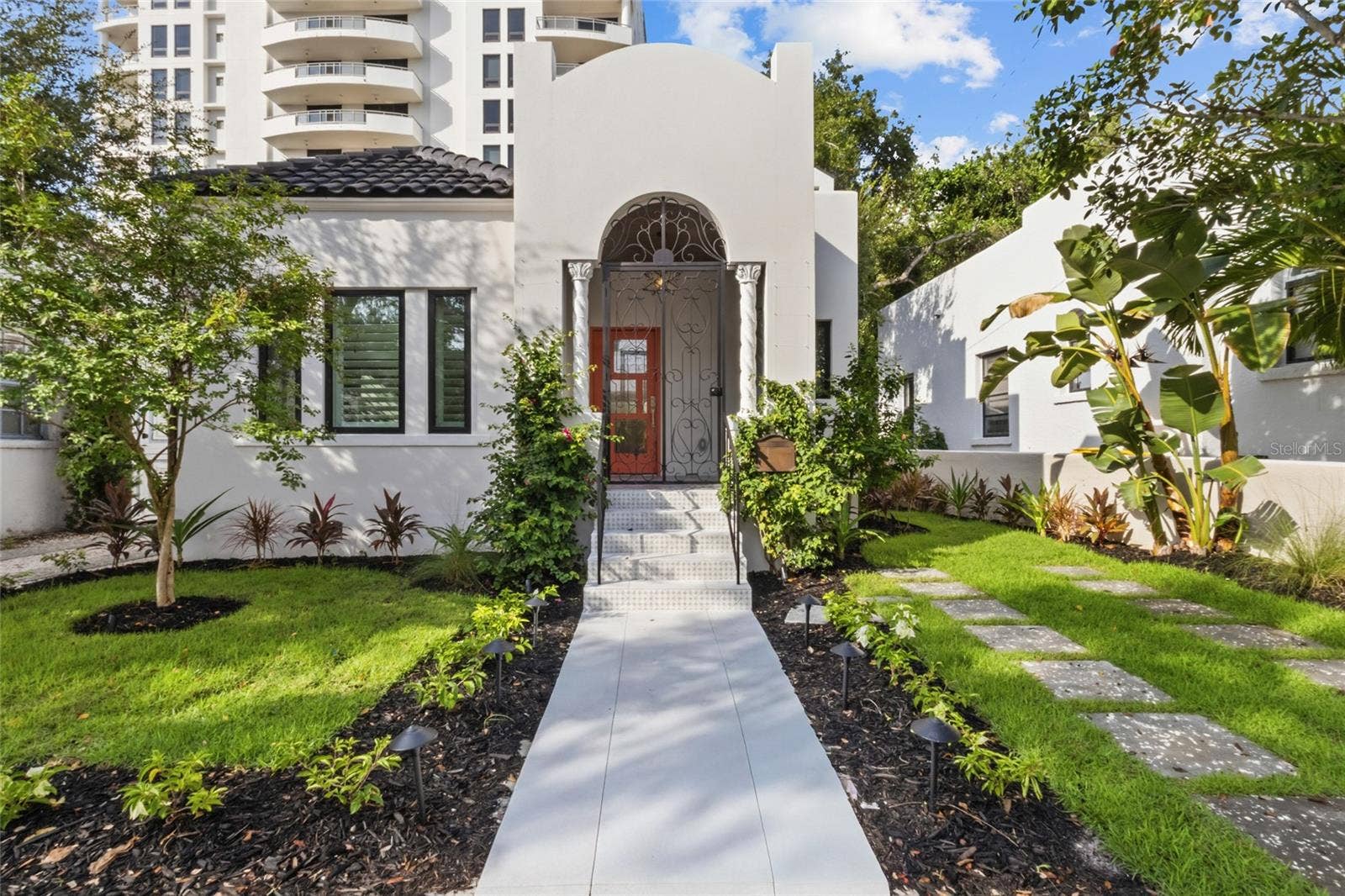 410 BURNS COURT, Sarasota, FL 34236 410 BURNS COURT, Sarasota, FL 34236