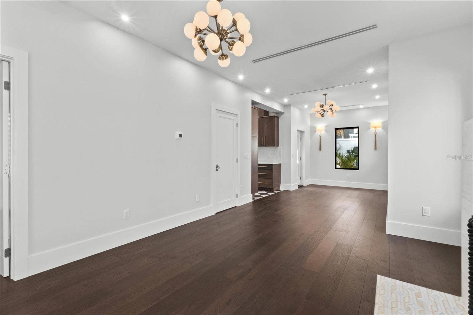 410 BURNS COURT, Sarasota, FL 34236 410 BURNS COURT, Sarasota, FL 34236