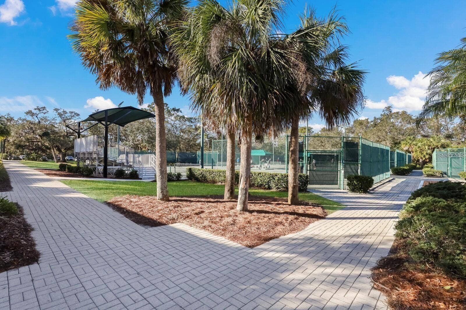 5231 97TH STREET E, Bradenton, FL 34211 5231 97TH STREET E, Bradenton, FL 34211