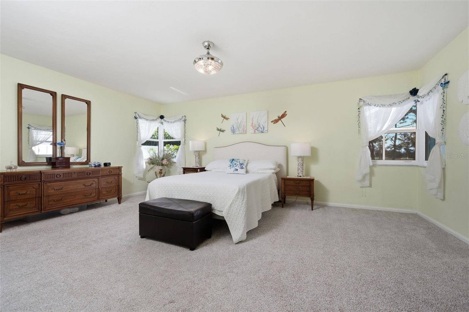 844 MAGELLAN DRIVE, Sarasota, FL 34243 844 MAGELLAN DRIVE, Sarasota, FL 34243