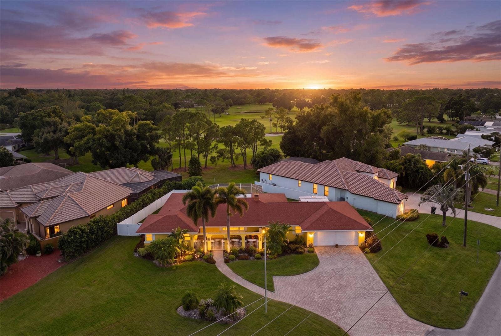 844 MAGELLAN DRIVE, Sarasota, FL 34243 844 MAGELLAN DRIVE, Sarasota, FL 34243