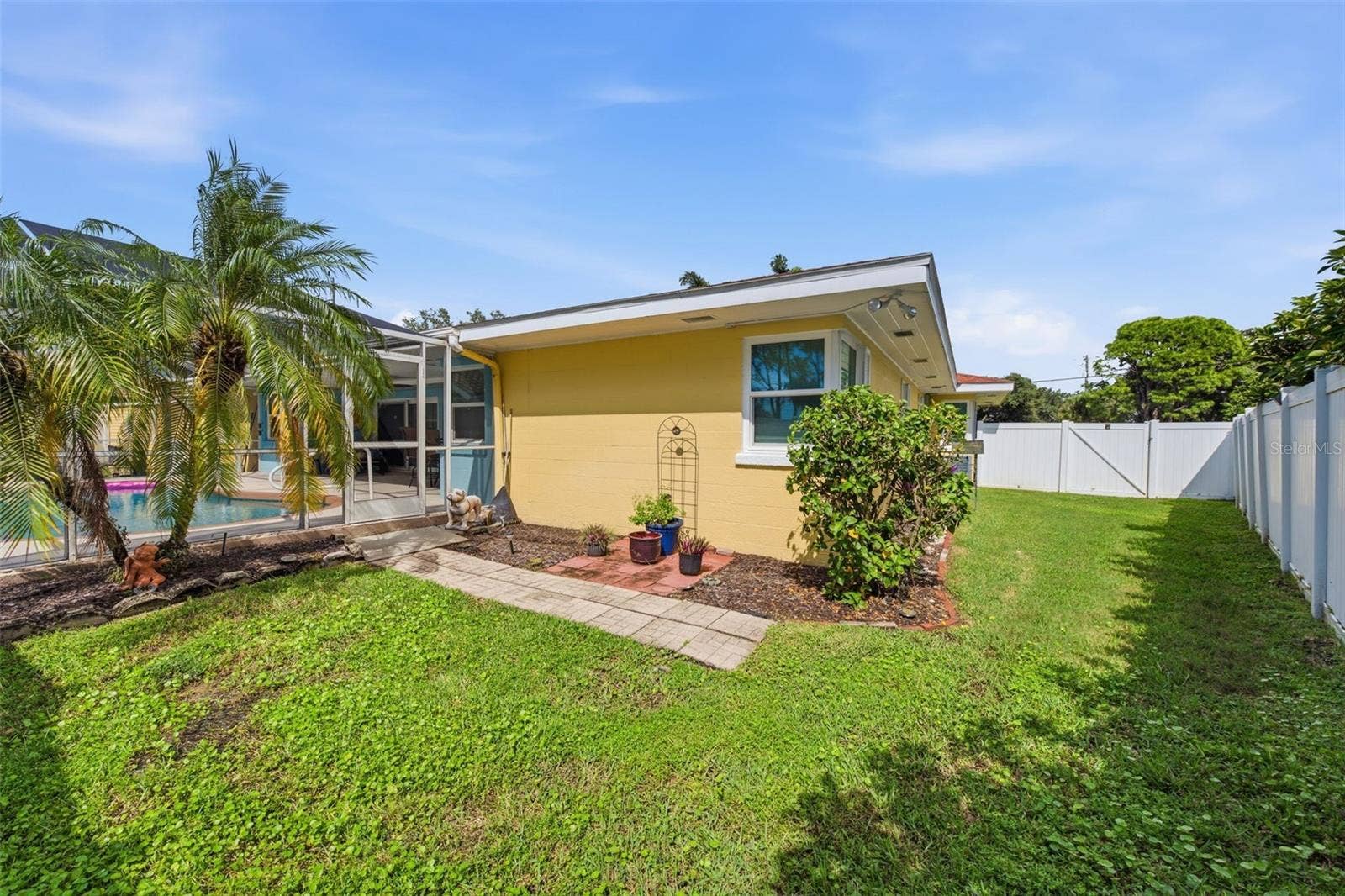 844 MAGELLAN DRIVE, Sarasota, FL 34243 844 MAGELLAN DRIVE, Sarasota, FL 34243