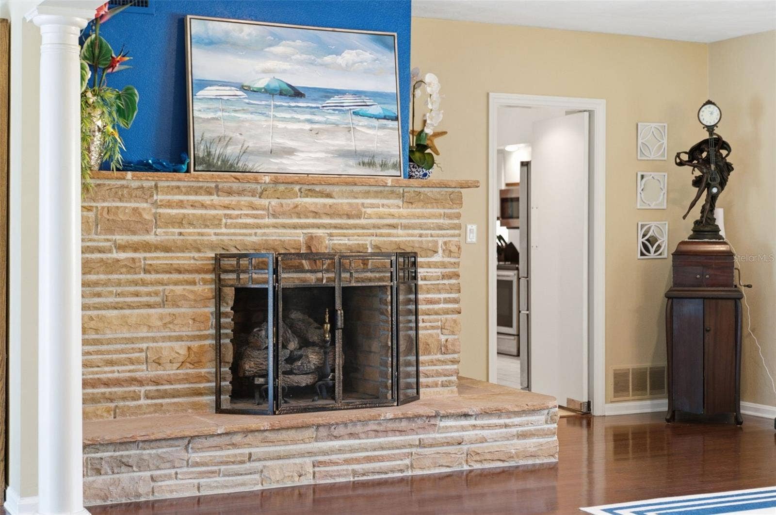 844 MAGELLAN DRIVE, Sarasota, FL 34243 844 MAGELLAN DRIVE, Sarasota, FL 34243