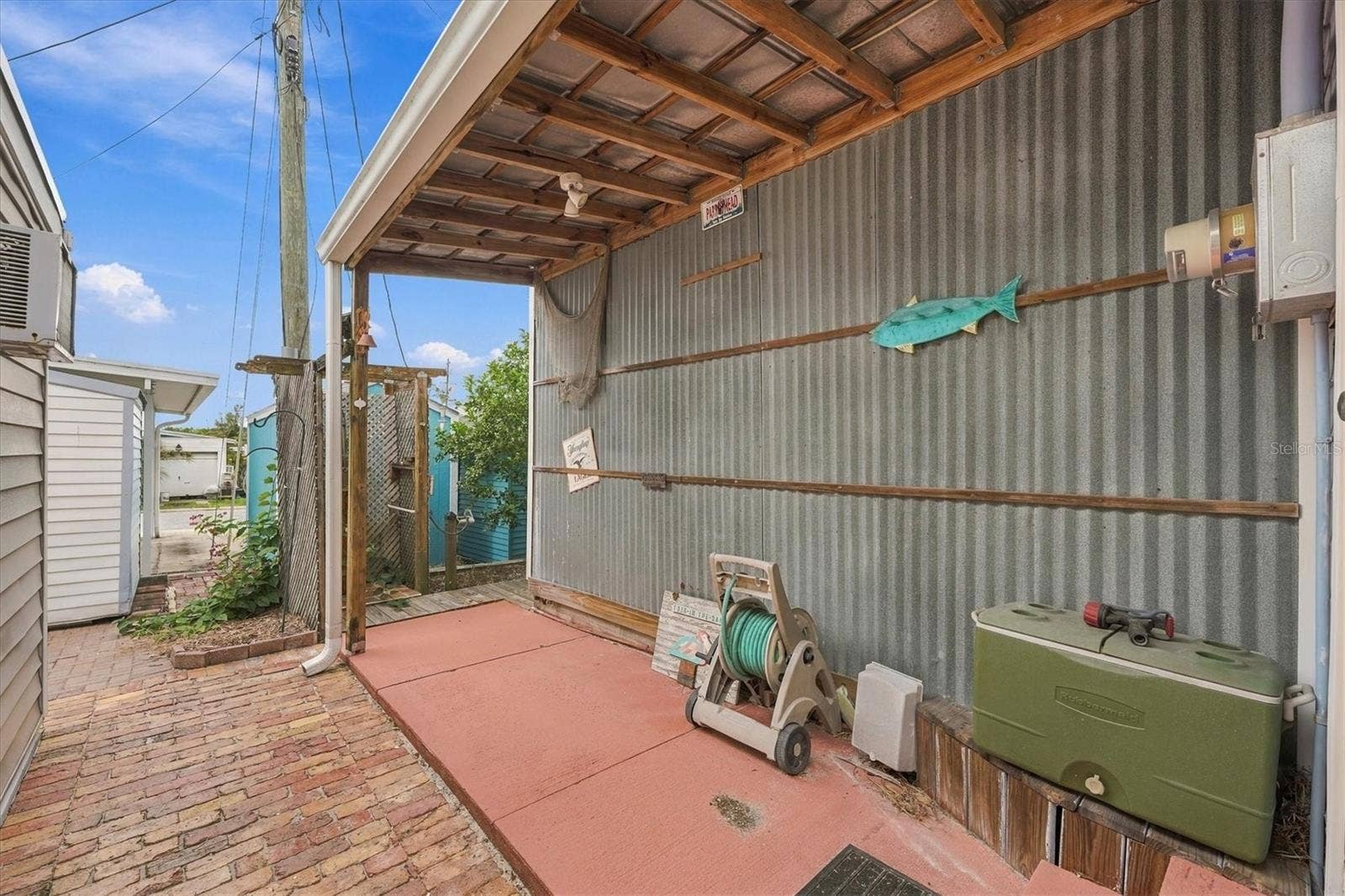 3 COLUMBIA STREET, Bradenton, FL 34208 3 COLUMBIA STREET, Bradenton, FL 34208