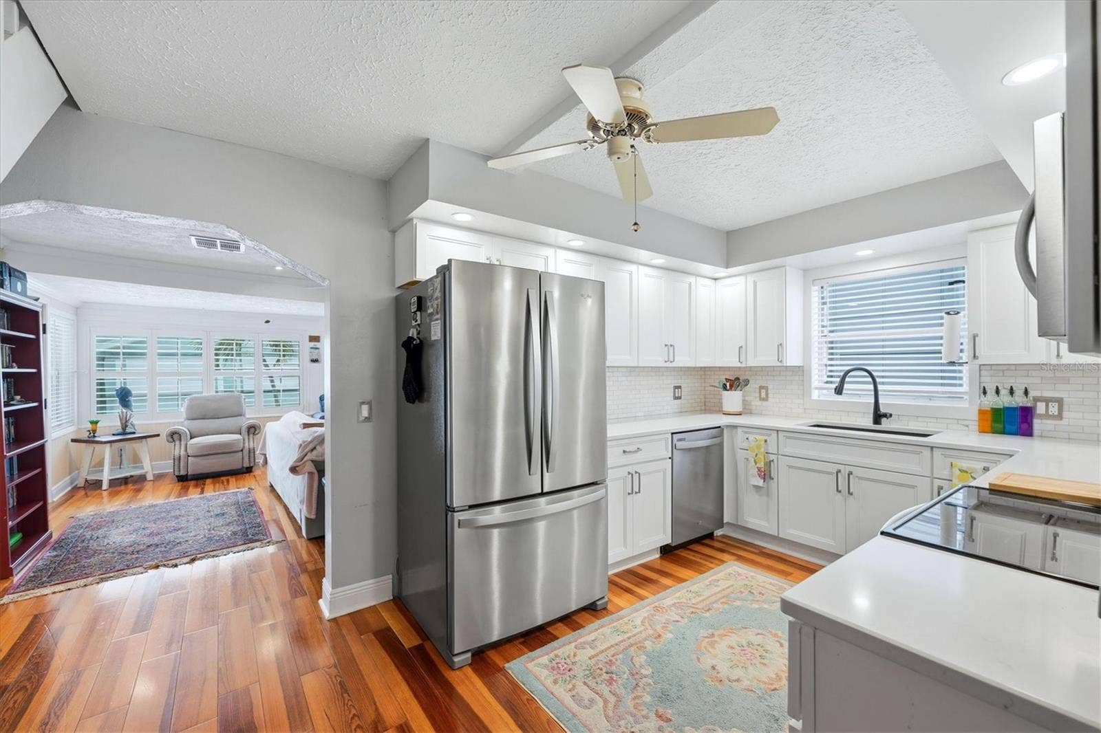 3 COLUMBIA STREET, Bradenton, FL 34208 3 COLUMBIA STREET, Bradenton, FL 34208