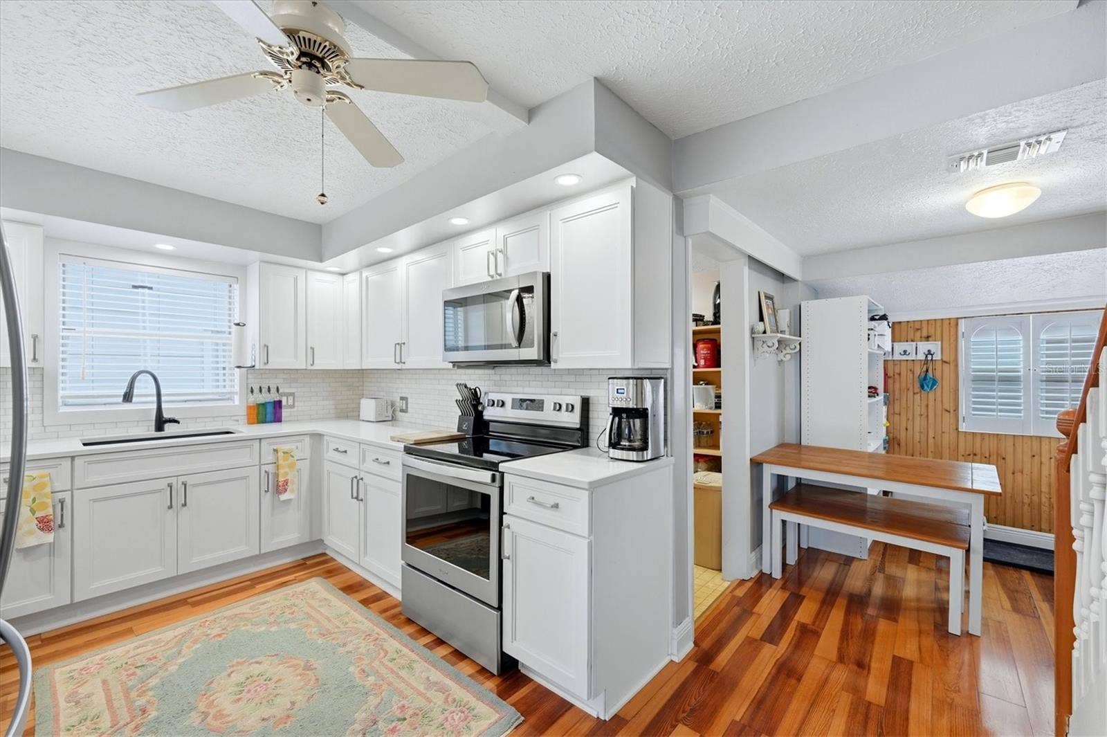 3 COLUMBIA STREET, Bradenton, FL 34208 3 COLUMBIA STREET, Bradenton, FL 34208