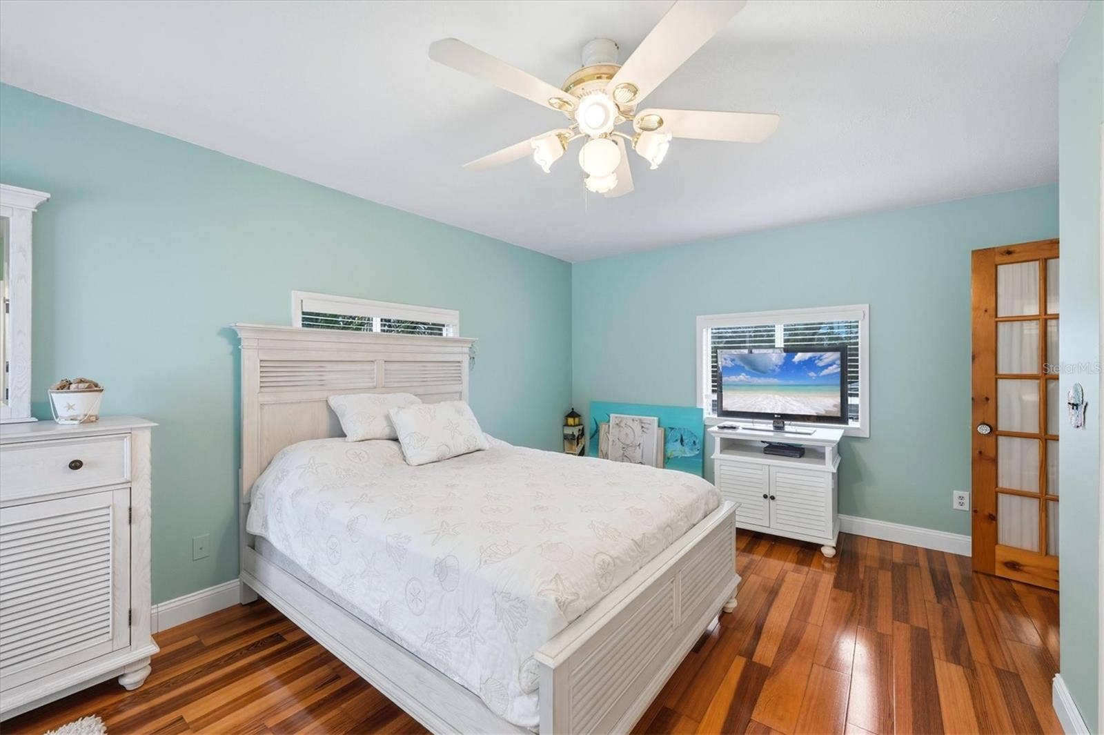 3 COLUMBIA STREET, Bradenton, FL 34208 3 COLUMBIA STREET, Bradenton, FL 34208