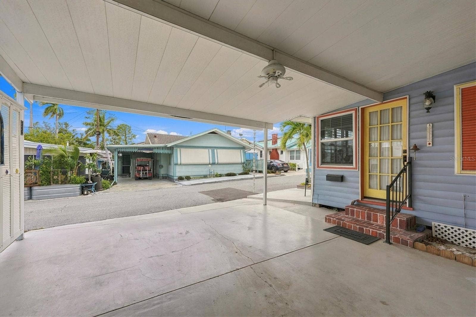 3 COLUMBIA STREET, Bradenton, FL 34208 3 COLUMBIA STREET, Bradenton, FL 34208