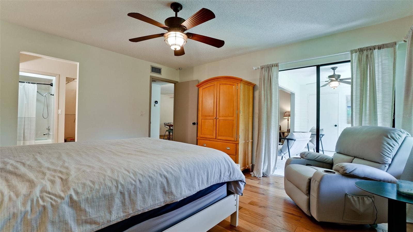 402 SPRING LAKES BOULEVARD, #402, Bradenton, FL 34210 402 SPRING LAKES BOULEVARD, #402, Bradenton, FL 34210