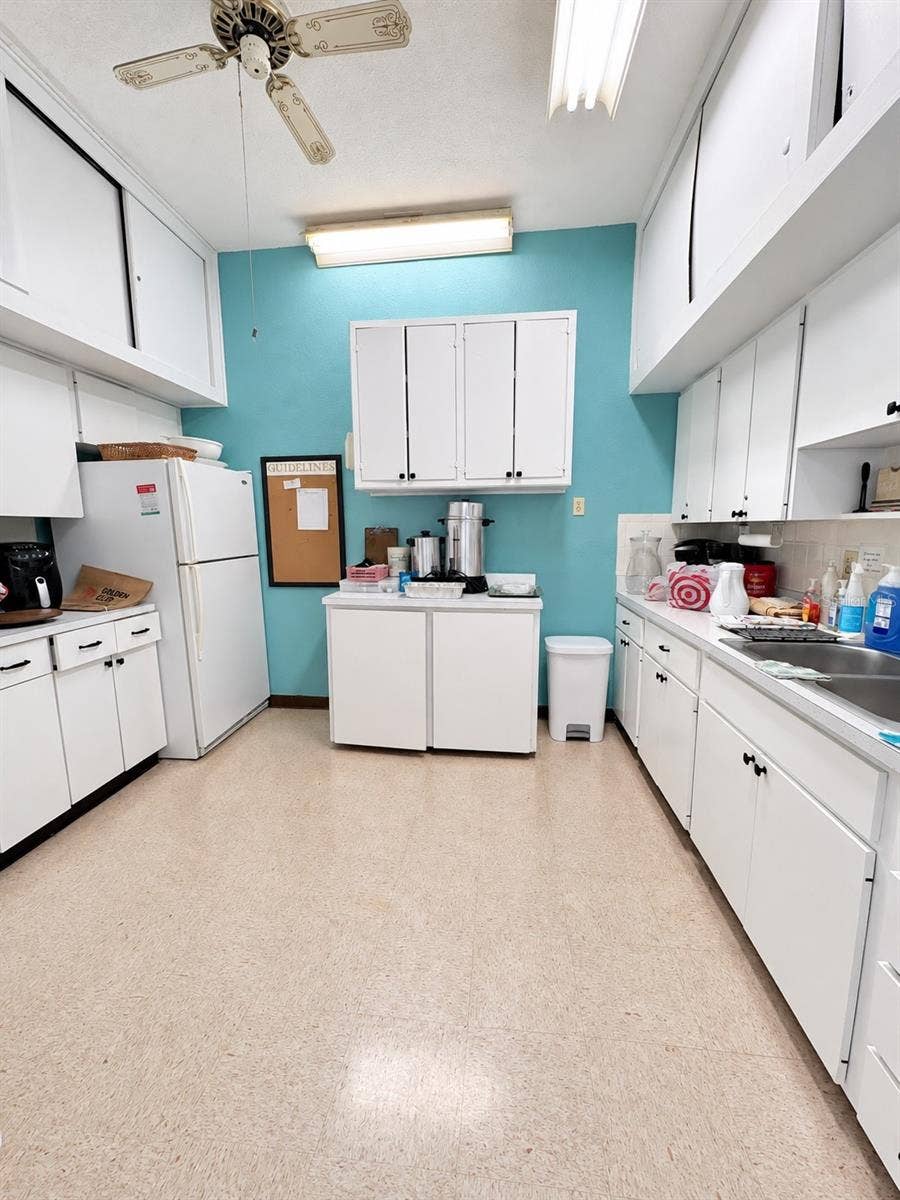 2013 SUNSET DRIVE, #E2, Bradenton, FL 34207 2013 SUNSET DRIVE, #E2, Bradenton, FL 34207