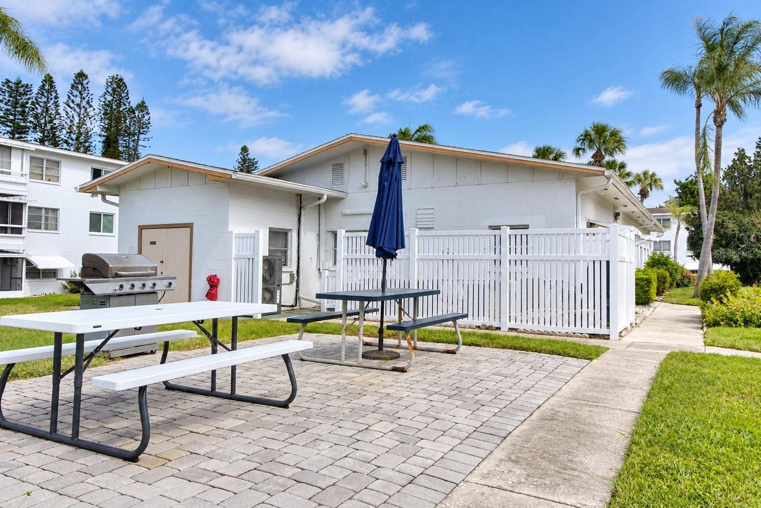 2013 SUNSET DRIVE, #E2, Bradenton, FL 34207 2013 SUNSET DRIVE, #E2, Bradenton, FL 34207