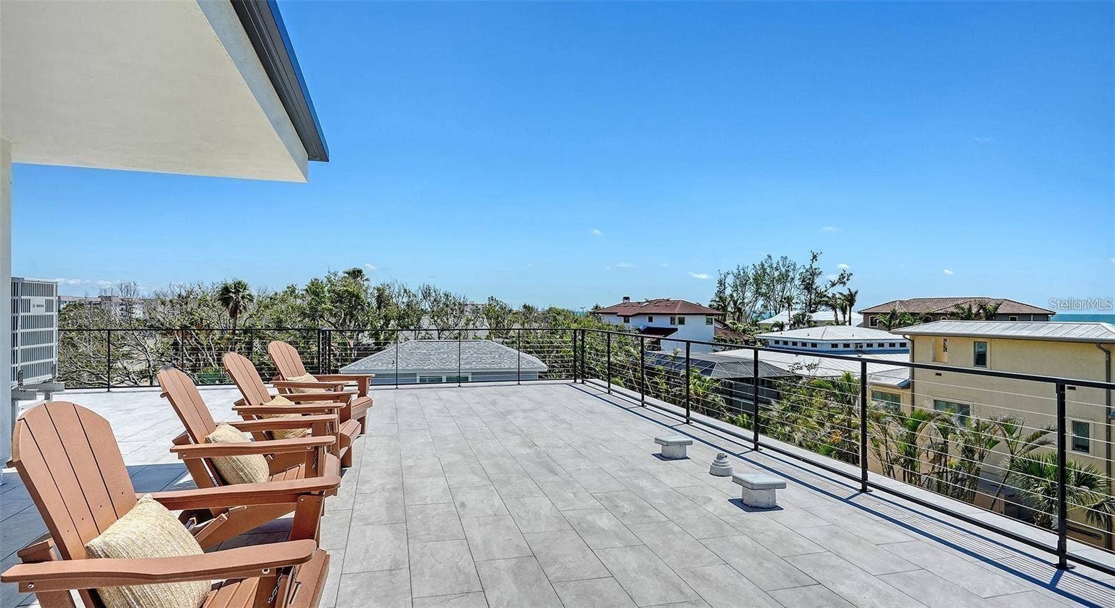 8800 MIDNIGHT PASS ROAD, Sarasota, FL 34242 Rooftop deck