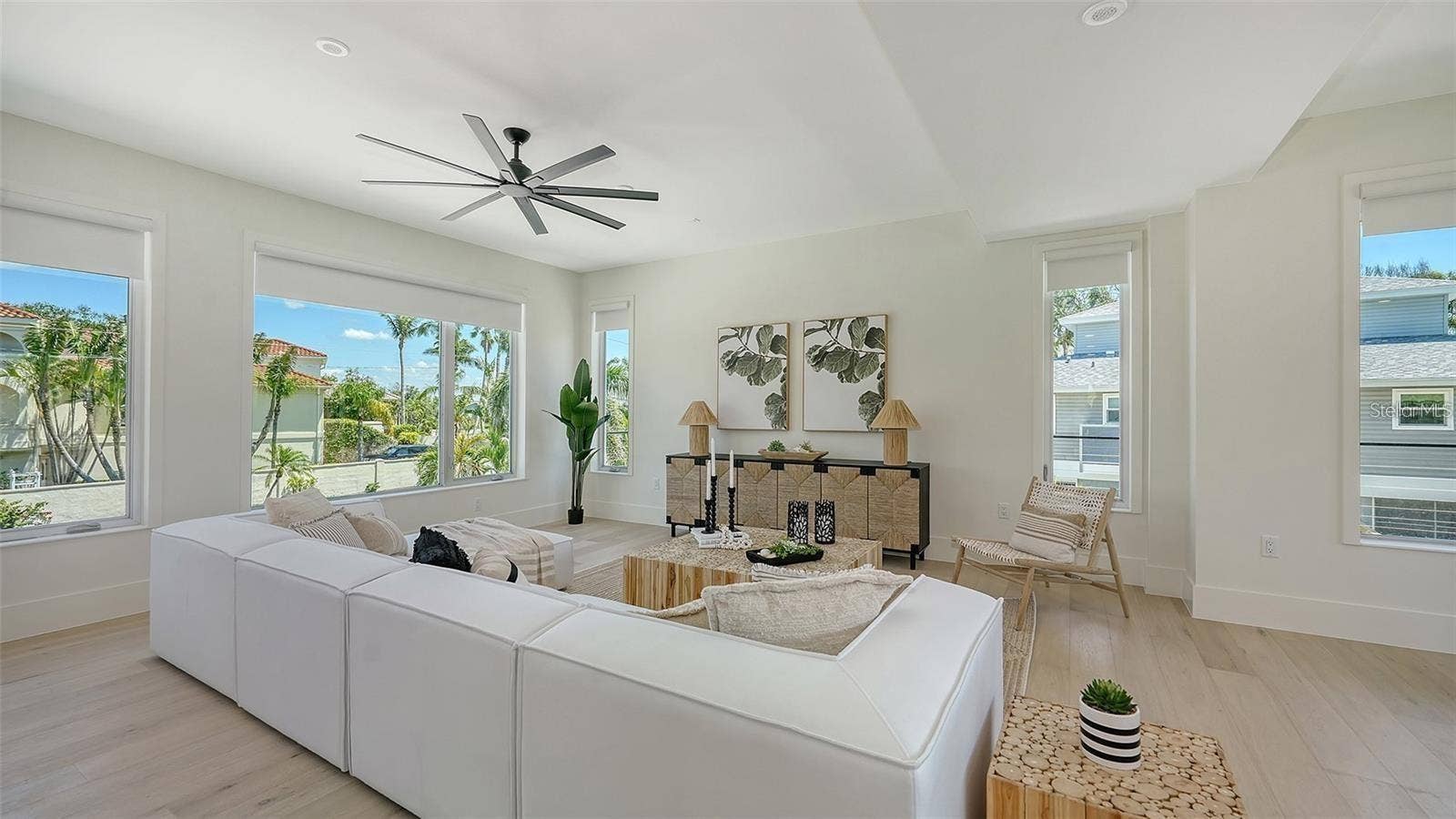 8800 MIDNIGHT PASS ROAD, Sarasota, FL 34242 Living room