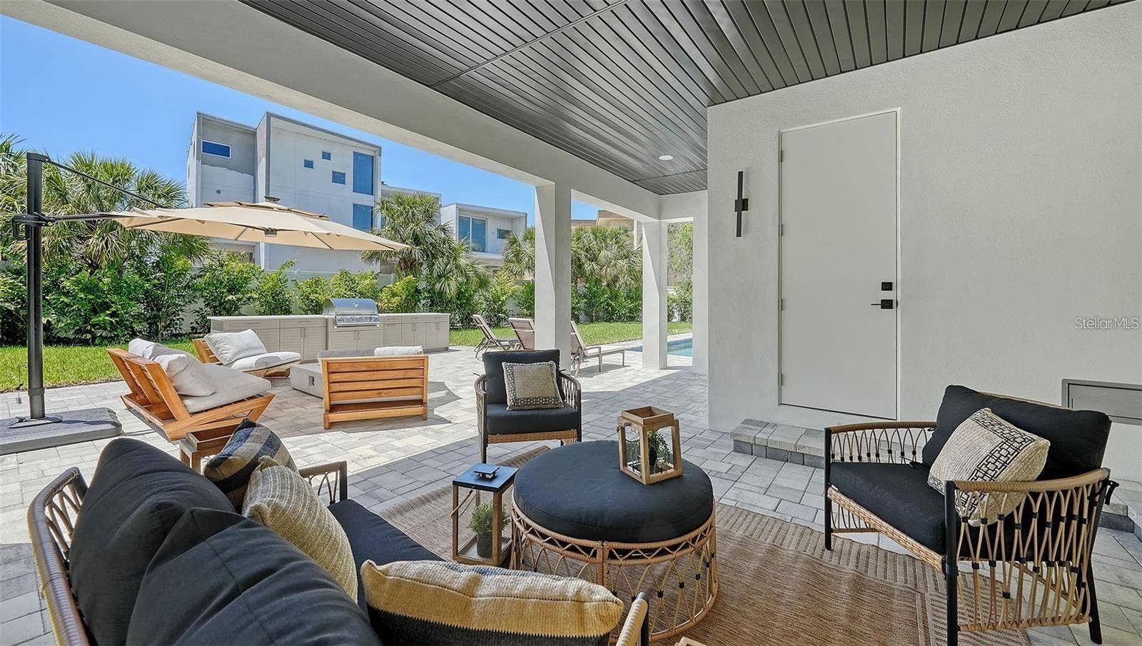 8800 MIDNIGHT PASS ROAD, Sarasota, FL 34242 Ground level patio