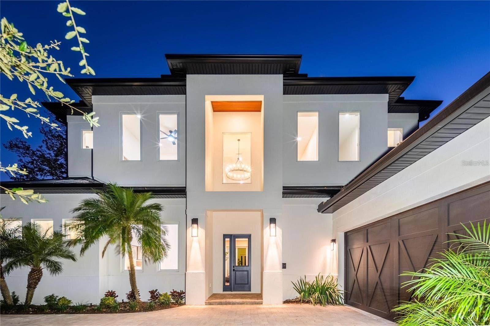 2420 FLOYD STREET, Sarasota, FL 34239